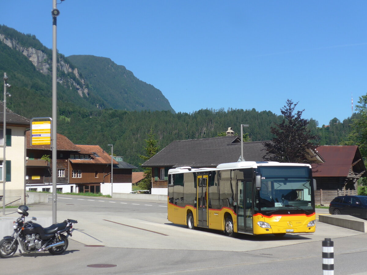 (226'246) - Fl�ck, Brienz - Nr. 21/BE 868'721 - Mercedes am 10. Juli 2021 in Innertkirchen, Grimseltor