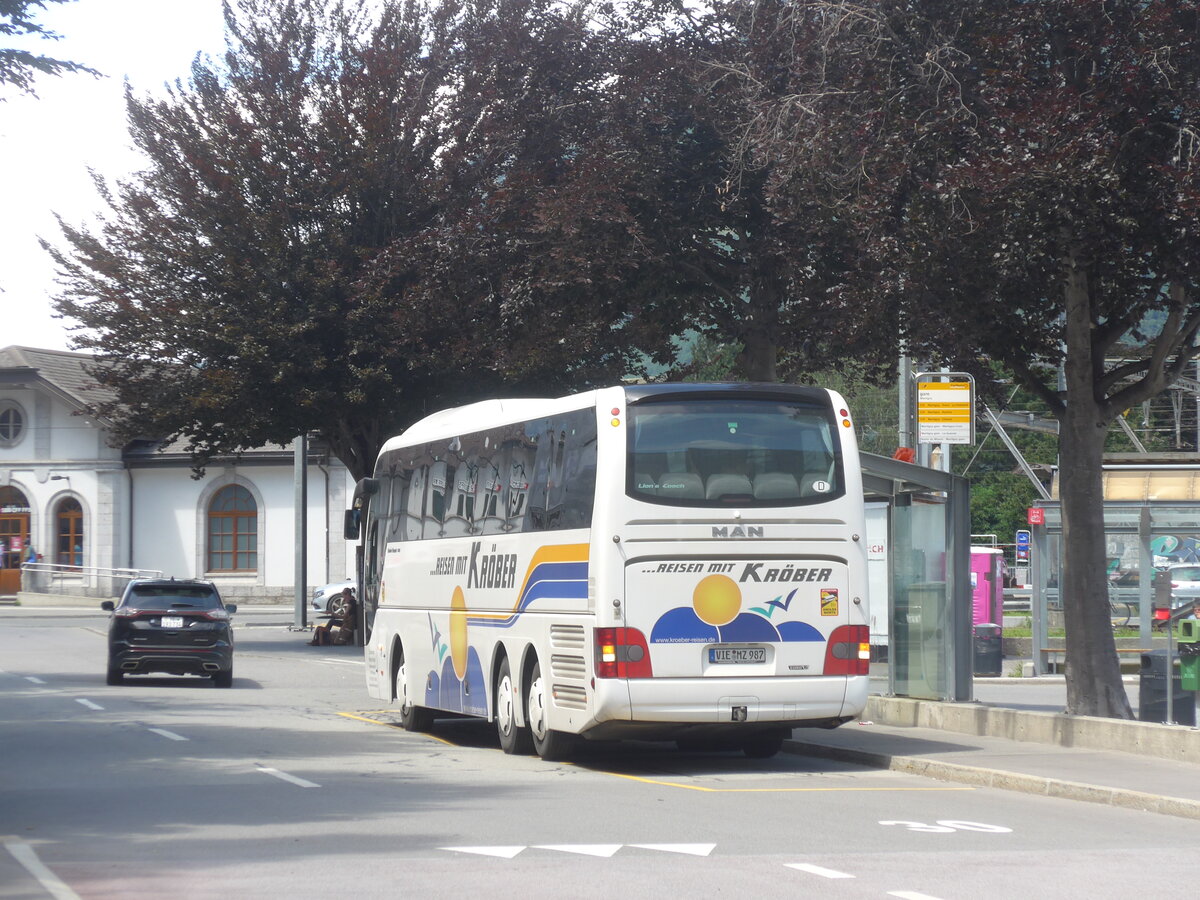 (226'529) - Aus Deutschland: Kr�ber, Viersen - VIE-MZ 987 - MAN am 17. Juli 2021 beim Bahnhof Martigny