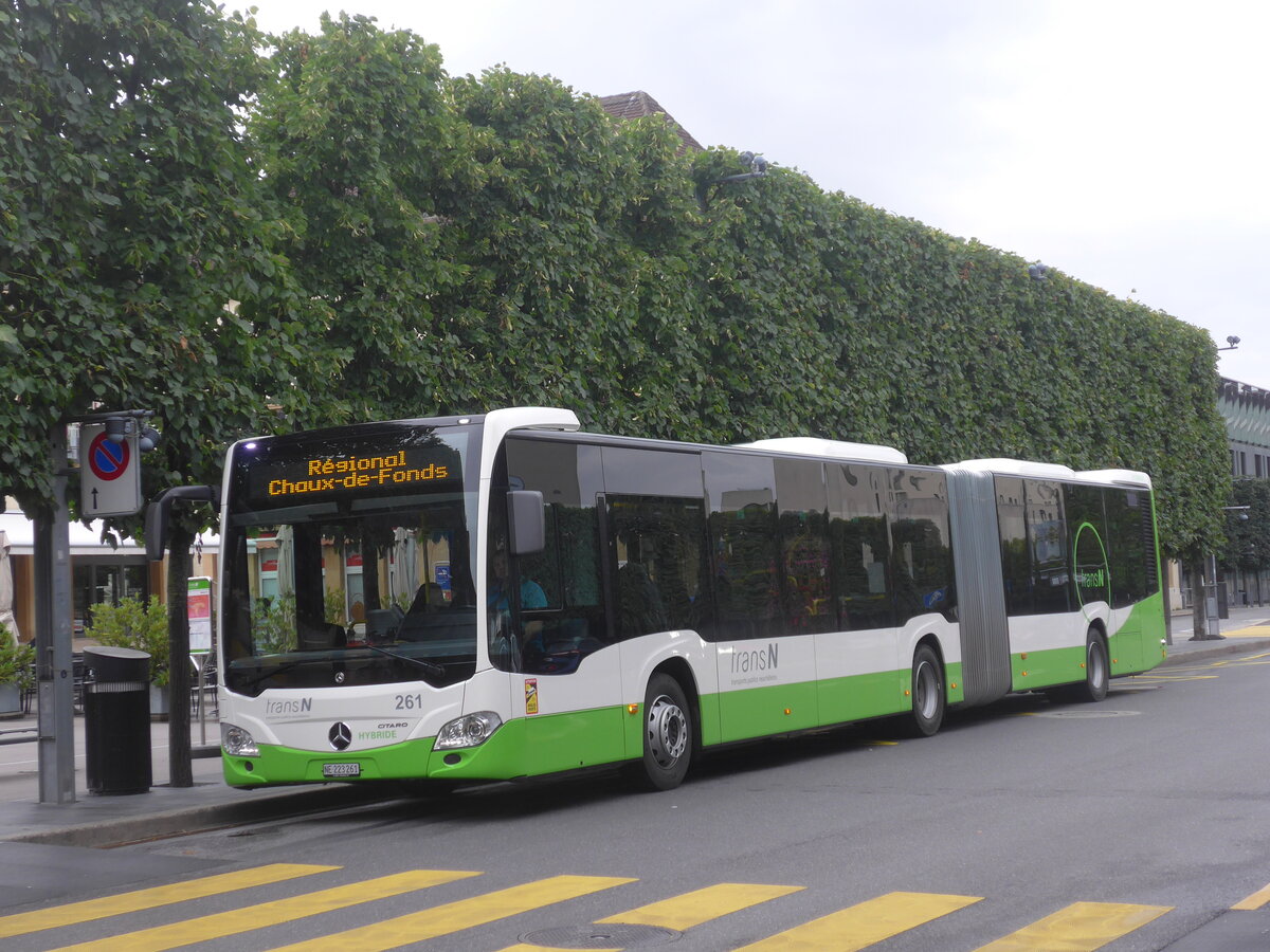 (226'833) - transN, La Chaux-de-Fonds - Nr. 261/NE 223'261 - Mercedes am 1. August 2021 beim Bahnhof Neuch�tel