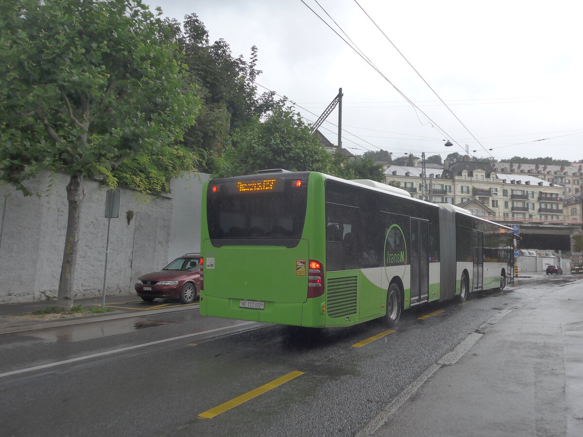 (226'932) - transN, La Chaux-de-Fonds - Nr. 322/NE 112'322 - Mercedes am 1. August 2021 in Neuch�tel, Avenue de la Gare