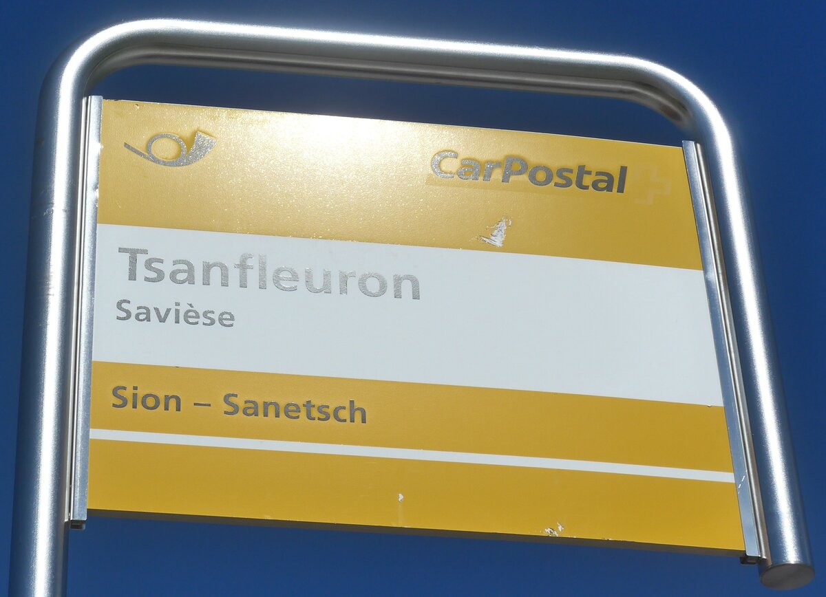 (227'617) - PostAuto-Haltestellenschild - Savi�se, Tsanfleuron - am 29. August 2021