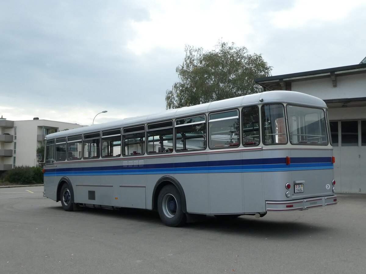(228'393) - Borer, Neuhausen - SH 19'684 - Saurer/T�scher (ex Sch�ttler, D-K�ln; ex Braun, D-M�nster; ex Schmid, Hemishofen; ex Br�tsch, B�ttenhard; ex ASS Schleitheim Nr. 8) am 26. September 2021 in Siblingen, Am Stei