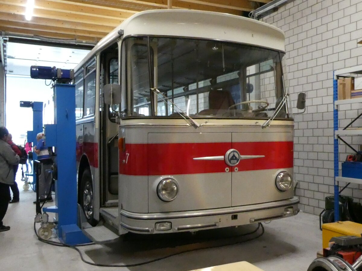 (228'422) - Borer, Neuhausen - Nr. 7 - Saurer/T�scher (ex Heiniger, B�tzberg; ex ASS Schleitheim Nr. 22; ex ASS Schleitheim Nr. 7) am 26. September 2021 in Hallau, Dickistrasse