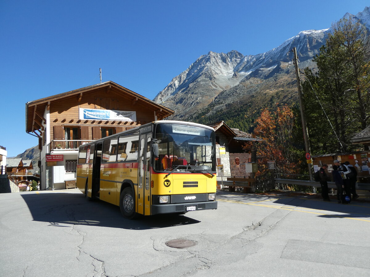 (228'771) - Oser, B�rchen - VS 93'575 - NAW/Lauber (ex Epiney, Ayer) am 10. Oktober 2021 in Arolla, Post