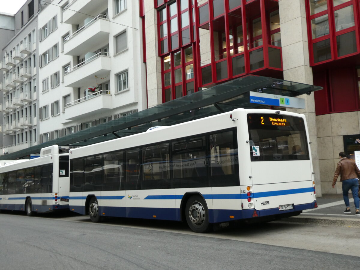 (229'593) - ZVB Zug - Nr. 512/ZG 84'512 - Hess Personenanh�nger am 22. Oktober 2021 beim Bahnhof Zug