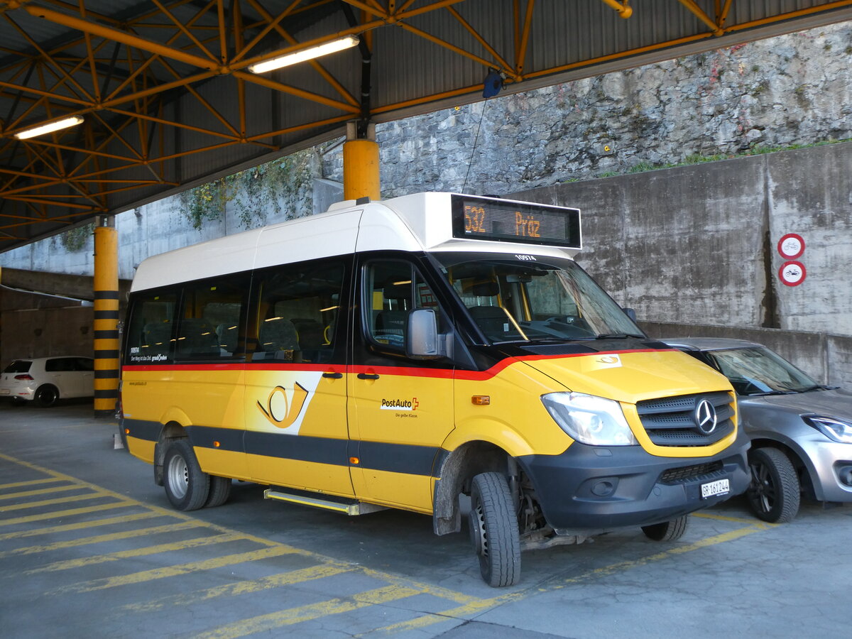 (230'042) - PostAuto Graub�nden - GR 161'244 - Mercedes am 6. November 2021 in Thusis, Postautostation