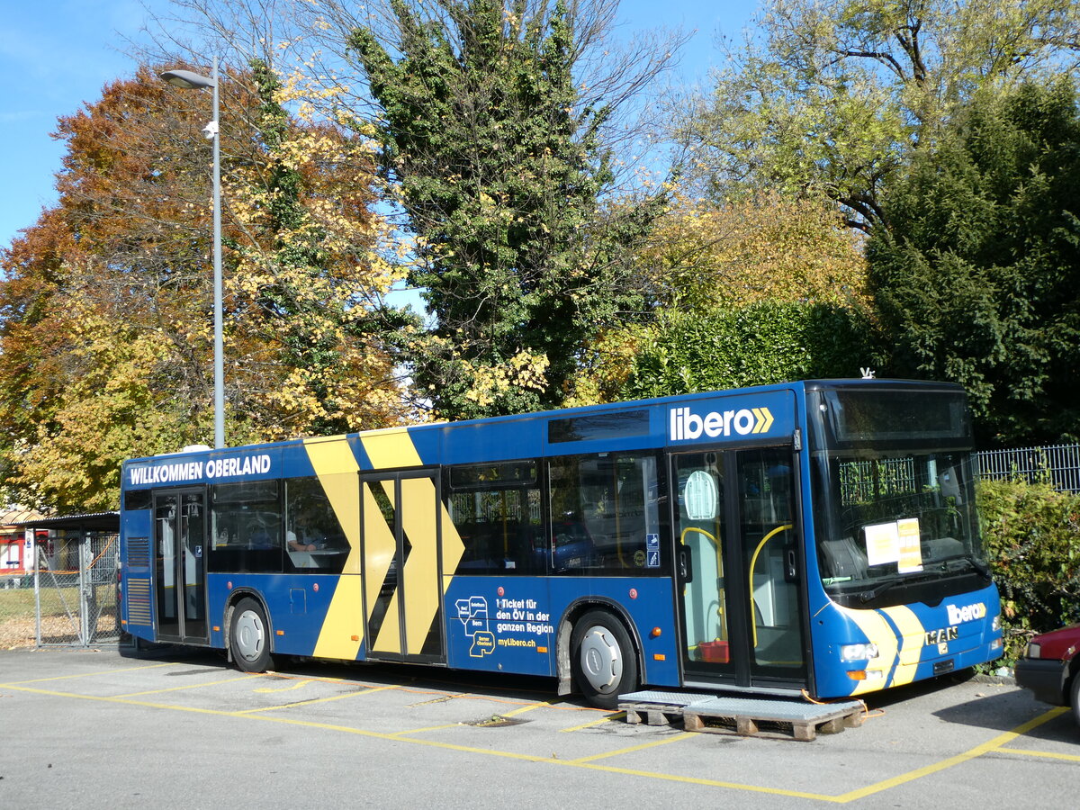 (230'076) - STI Thun - Nr. 128 - MAN am 7. November 2021 bei der Schiffl�ndte Thun