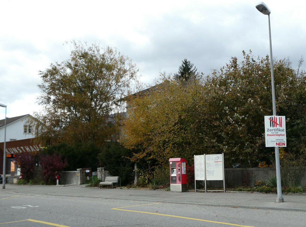 (230'162) - BGU-Haltestelle am 8. November 2021 beim Bahnhof Grenchen S�d
