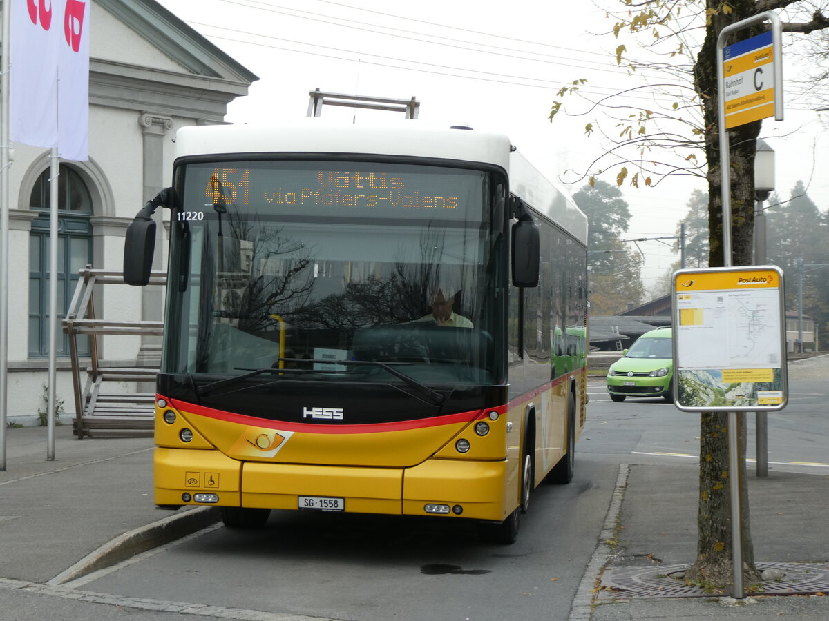 (230'563) - Gessinger, Bad Ragaz - SG 1558 - Scania/Hess am 12. November 2021 beim Bahnhof Bad ragaz
