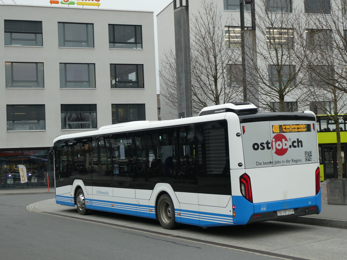 (230'576) - RTB Altst�tten - Nr. 62/SG 187'255 - MAN am 12. November 2021 beim Bahnhof Sargans