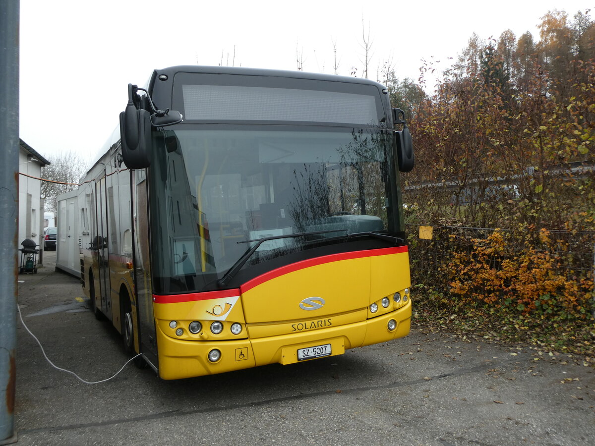 (230'855) - Lienert&Ehrler, Einsiedeln - SZ 5207 - Solaris am 21. November 2021 in Pf�ffikon, Garage