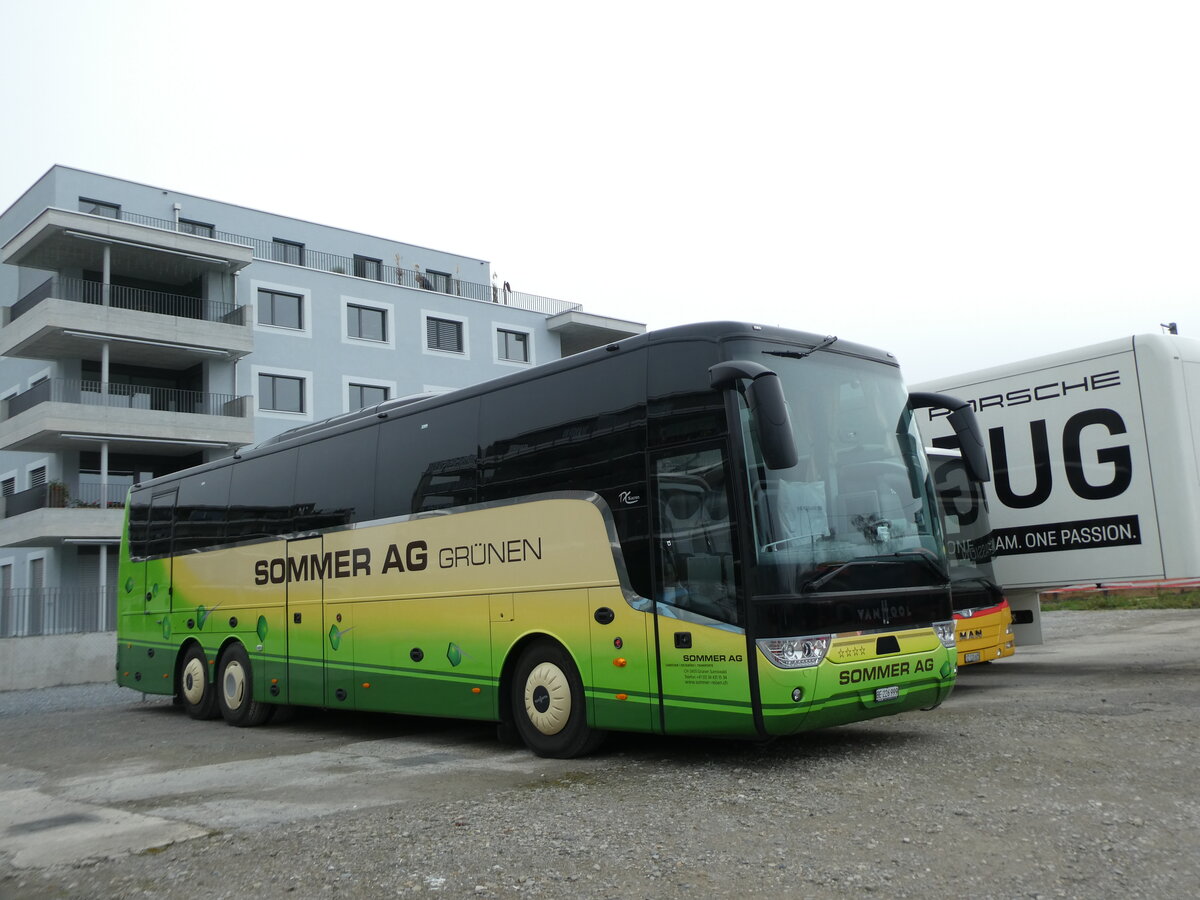 (230'870) - Sommer, Gr�nen - BE 226'999 - Van Hool am 21. November 2021 in Schmerikon, Thomann