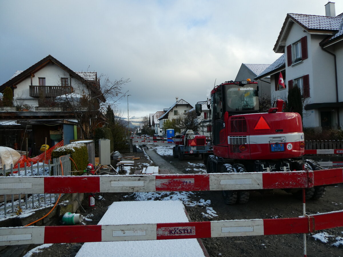 (230'926) - STI-Haltestelle am 27. November 2021 in Thun-Lerchenfeld, Forstweg (w�hrend dem Umbau)