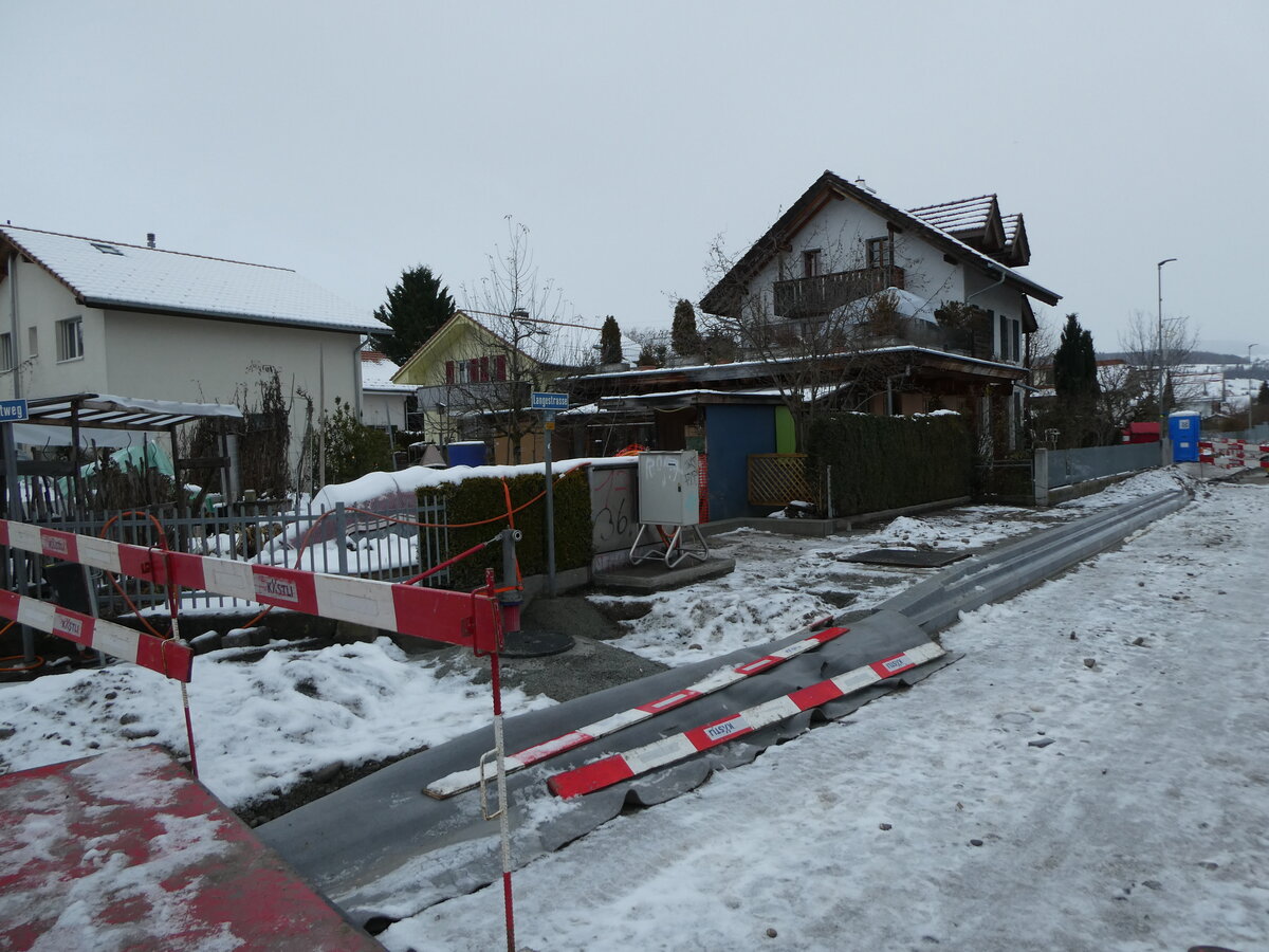 (231'085) - STI-Haltestelle am 11. Dezember 2021 in Thun-Lerchenfeld, Forstweg (w�hrend dem Umbau)
