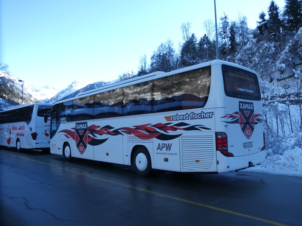 (231'495) - Jean-Louis, F�tigny - Nr. 45/NE 142'435 - Setra am 18. Dezember 2021 beim Bahnhof Le Ch�ble