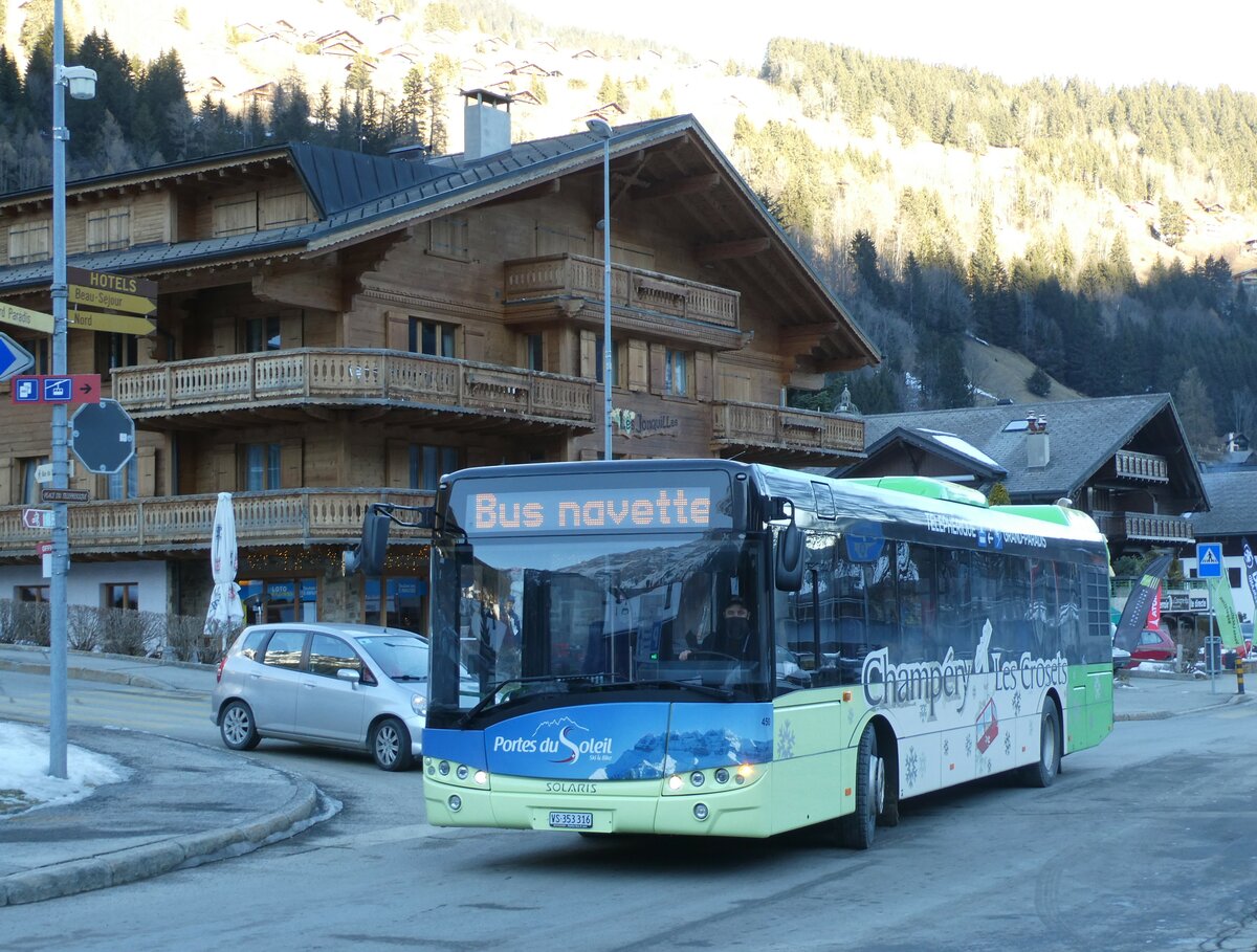 (232'445) - TPC Aigle - Nr. 450/VS 353'316 - Solaris (ex Nr. 17) am 29. Januar 2022 beim Bahnhof Champ�ry