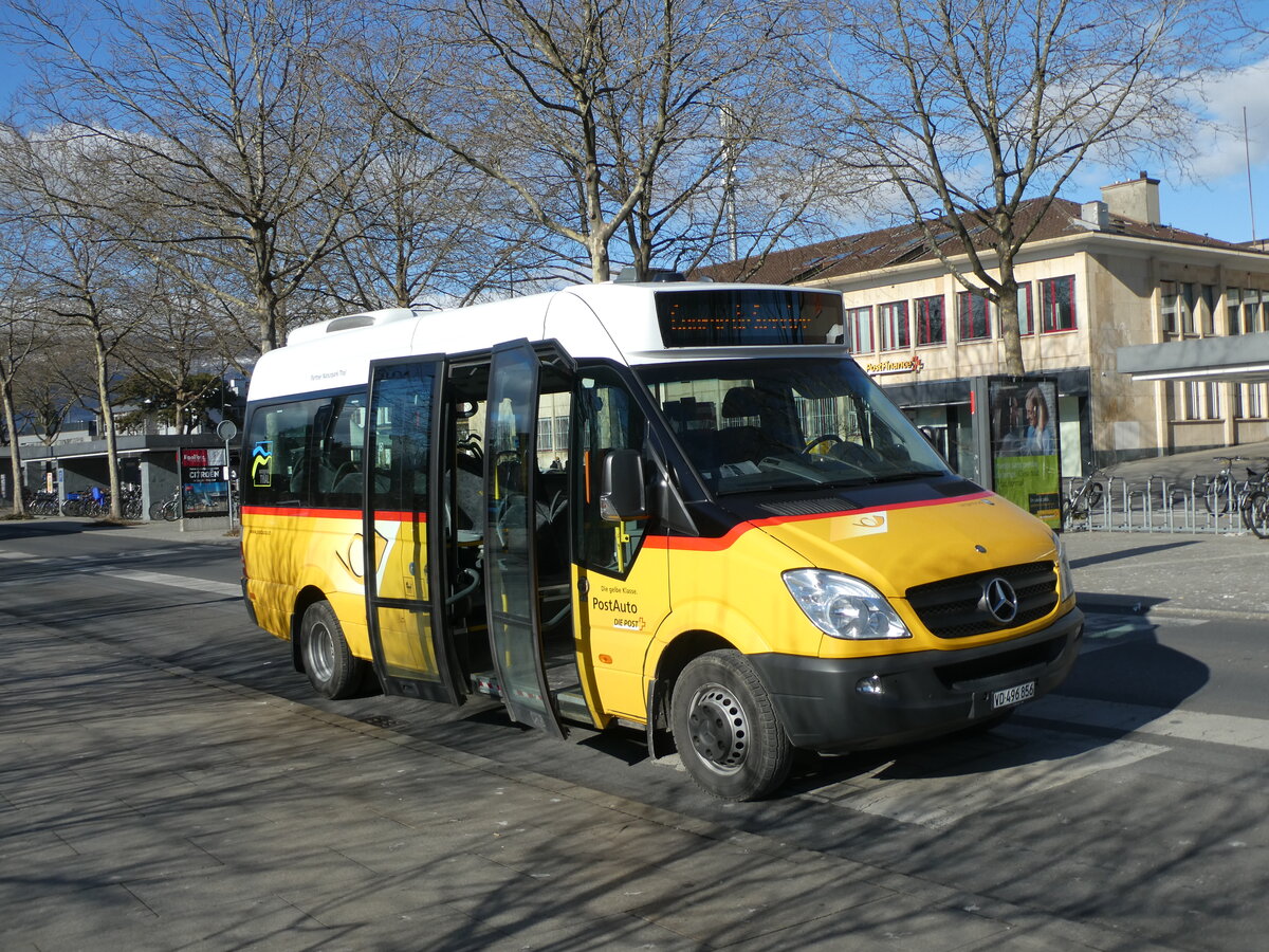 (232'541) - CarPostal Ouest - VD 496'856 - Mercedes (ex PostAuto Nordschweiz; ex V�gelin, Langenbruck) am 30. Januar 2022 beim Bahnhof Yverdon