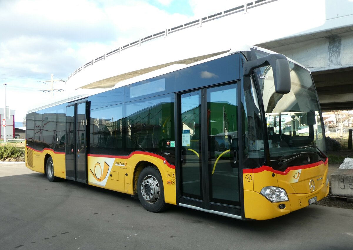(232'554) - Fl�ck, Brienz - Nr. 4/BE 517'311 - Mercedes am 30. Januar 2022 in Kerzers, Interbus