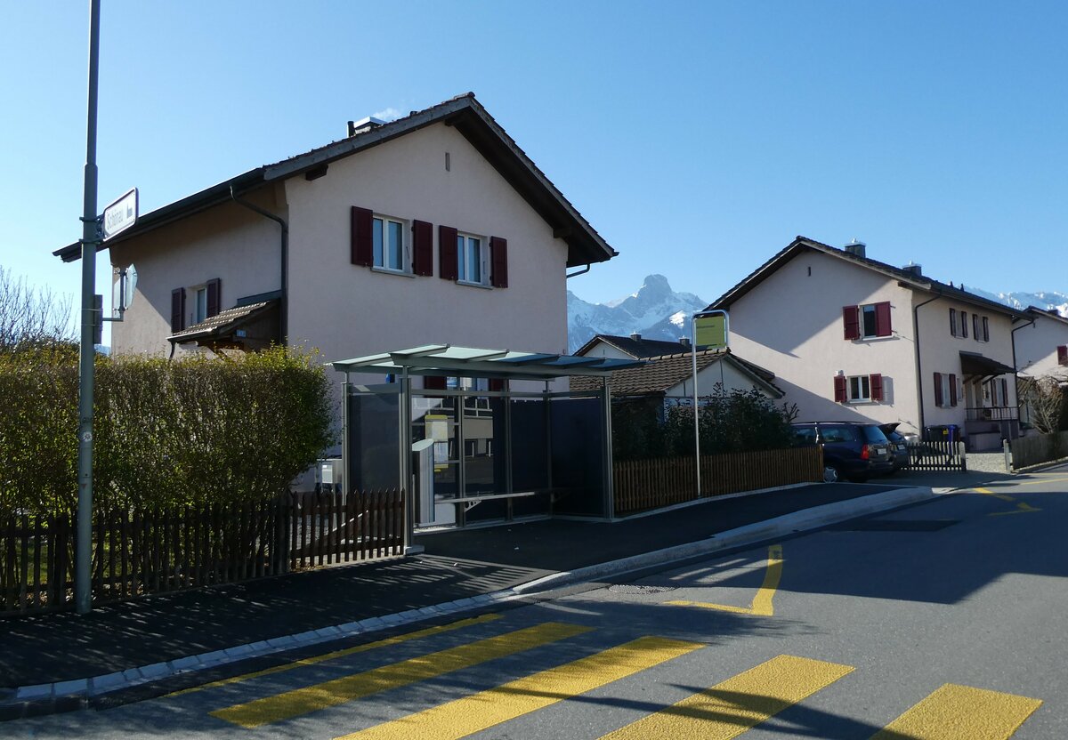 (232'823) - STI-Haltestelle am 13. Februar 2022 in Thun, Milit�rstrasse