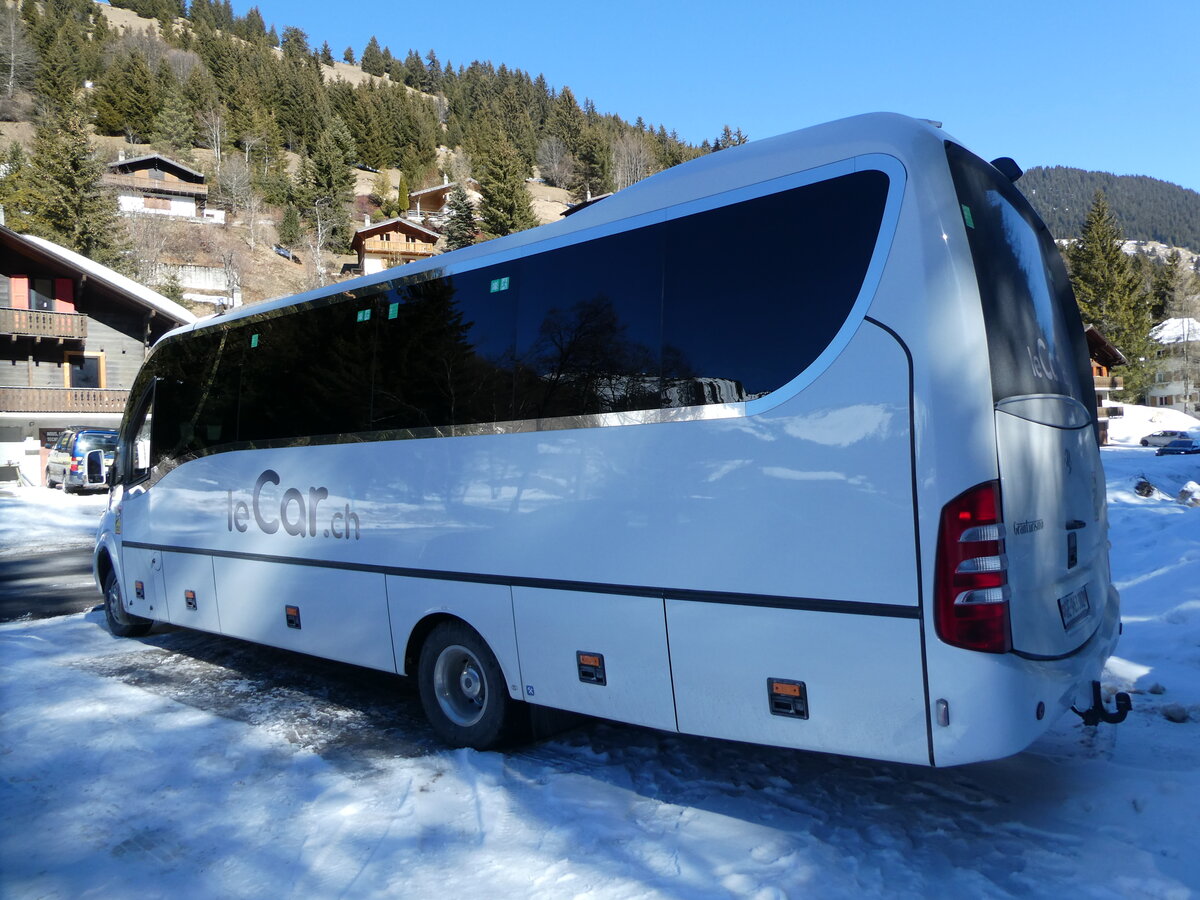 (233'173) - le Car.ch, Gen�ve - GE 963'382 - Mercedes am 26. Februar 2022 in Morgins