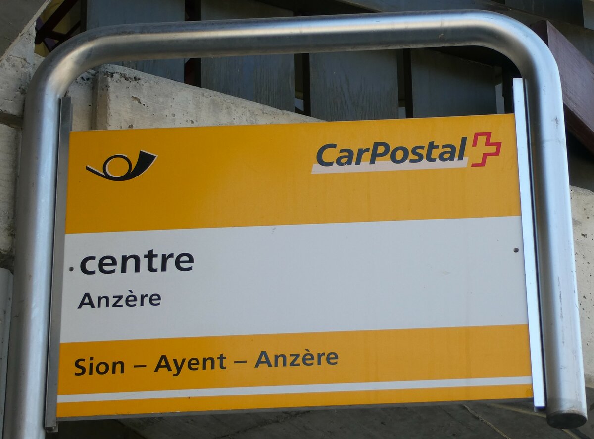 (233'425) - PostAuto-Haltestellenschild - Anz�re, centre - am 7. M�rz 2022