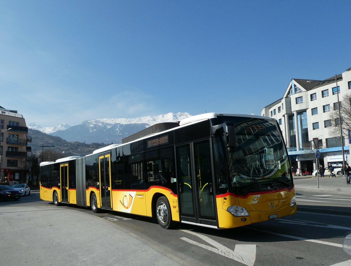 (233'467) - Buchard, Leytron - VS 141'737 - Mercedes am 7. M�rz 2022 beim Bahnhof Sion