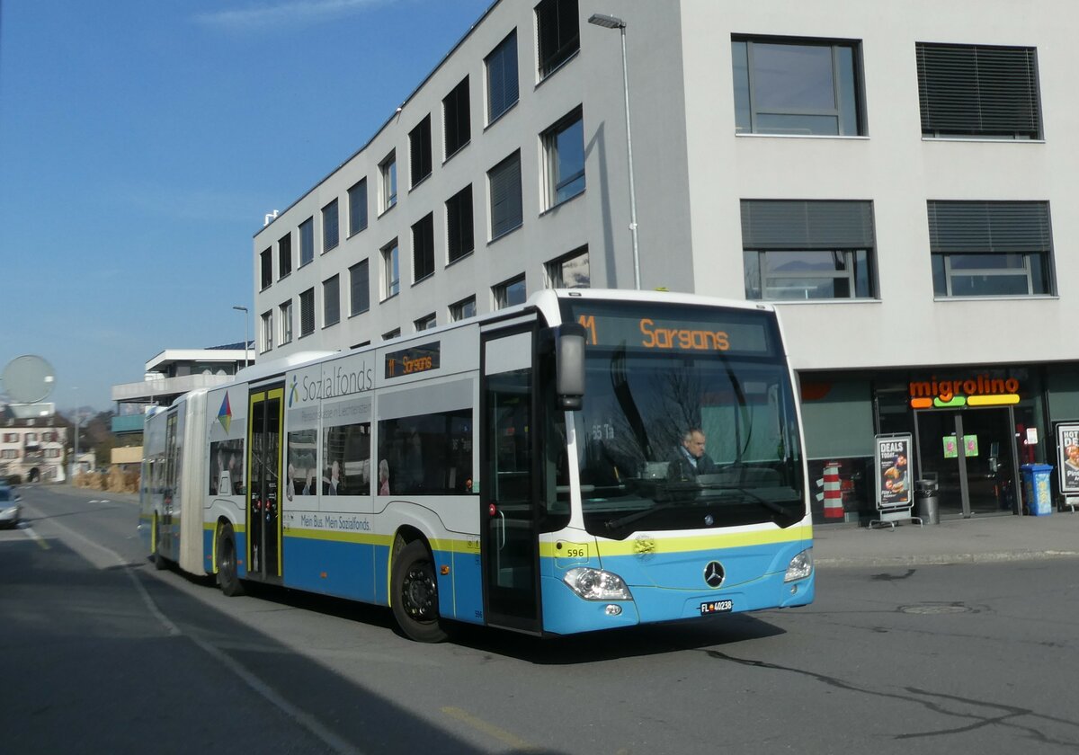 (233'517) - Aus Liechtenstein: BOS PS Anstalt, Vaduz - Nr. 596/FL 40'238 - Mercedes (ex PLA Vaduz Nr. 66) am 8. M�rz 2022 beim Bahnhof Sargans