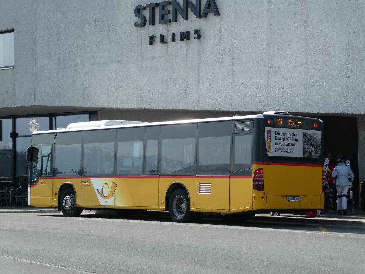 (233'764) - PostAuto Graub�nden - Nr. 2/GR 162'991 - Mercedes (ex PostAuto Nordschweiz) am 11. M�rz 2022 in Flims, Bergbahnen