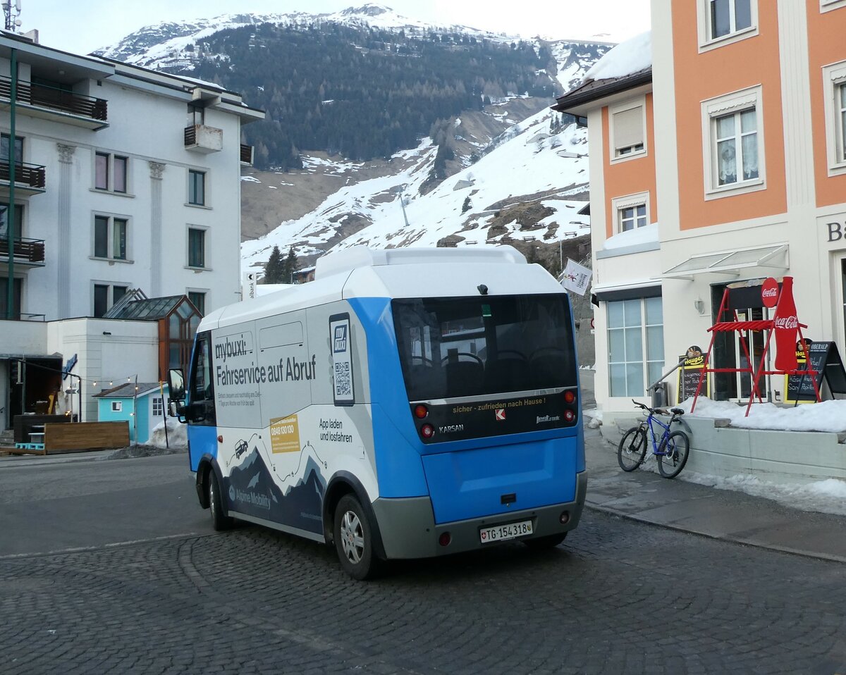 (233'820) - Thur-Taxi, Weinfelden - TG 154'318 - Karsan am 11. M�rz 2022 in Andermatt, Poststrasse (Einsatz Andermatt-Urserntal Tourismus