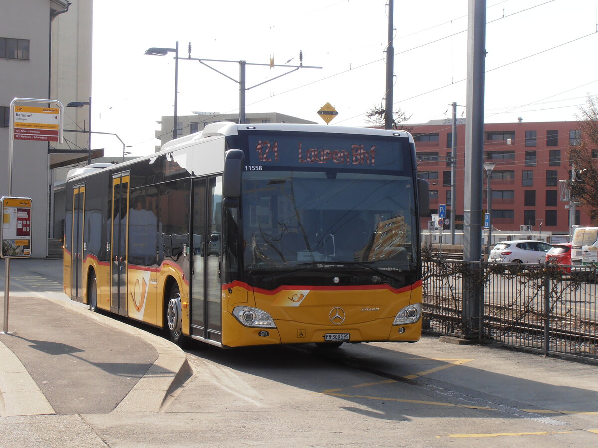 (233'838) - Wieland, Murten - Nr. 118/FR 300'595 - Mercedes am 12. M�rz 2022 beim Bahnhof D�dingen
