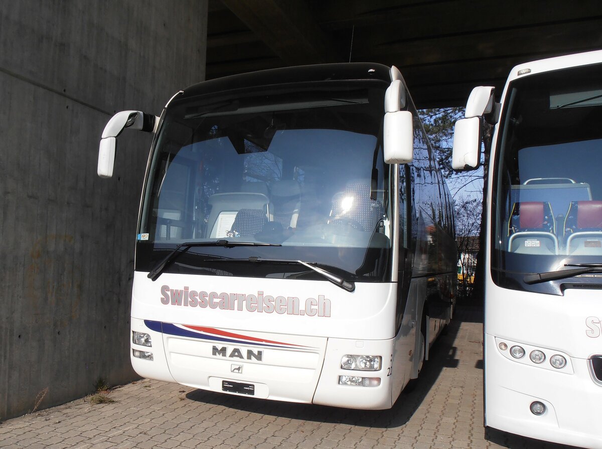 (233'848) - Swisscarreisen, Suhr - Nr. 22 - MAN (ex Ryffel, Uster Nr. 22) am 12. M�rz 2022 in Kerzers, Murtenstrasse