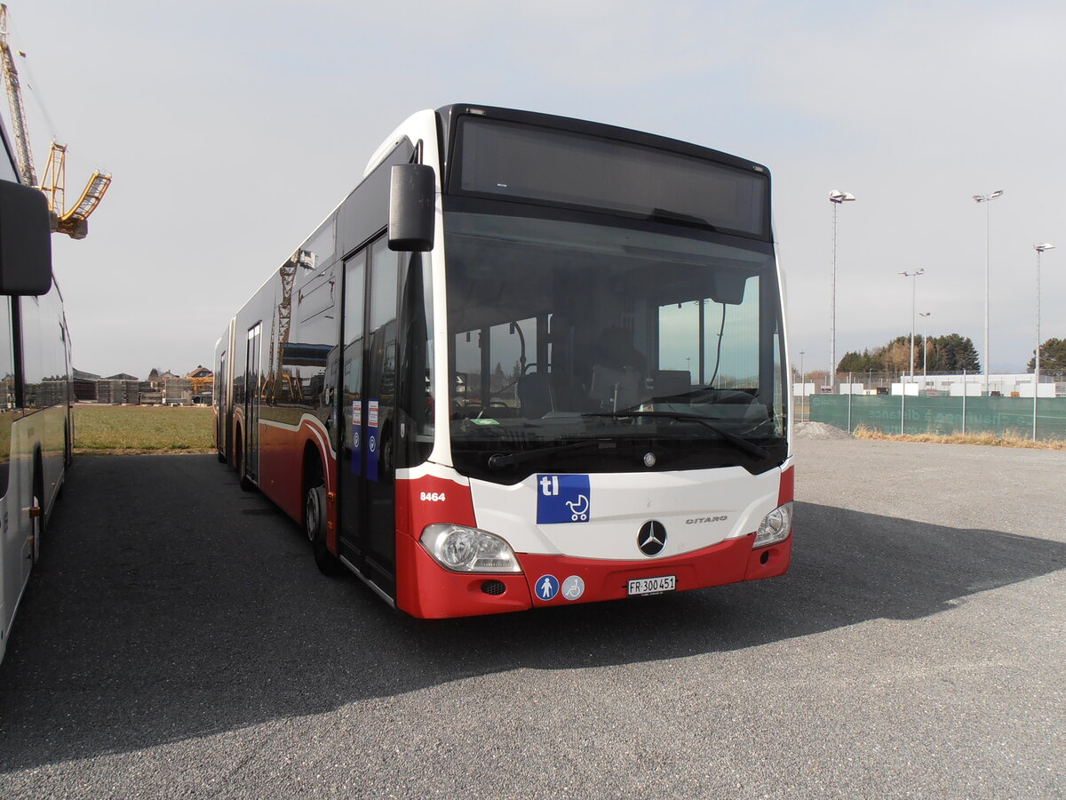 (233'882) - Intertours, Domdidier - FR 300'451 - Mercedes (ex A-Wien) am 13. M�rz 2022 in Domdidier, Garage (Einsatz TL)
