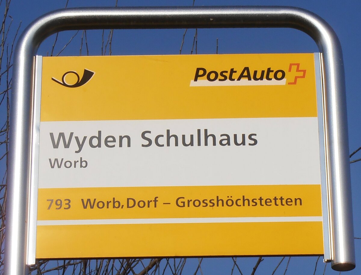 (233'975) - PostAuto-Haltestellenschild - Worb, Wyden Schulhaus - am 20. M�rz 2022