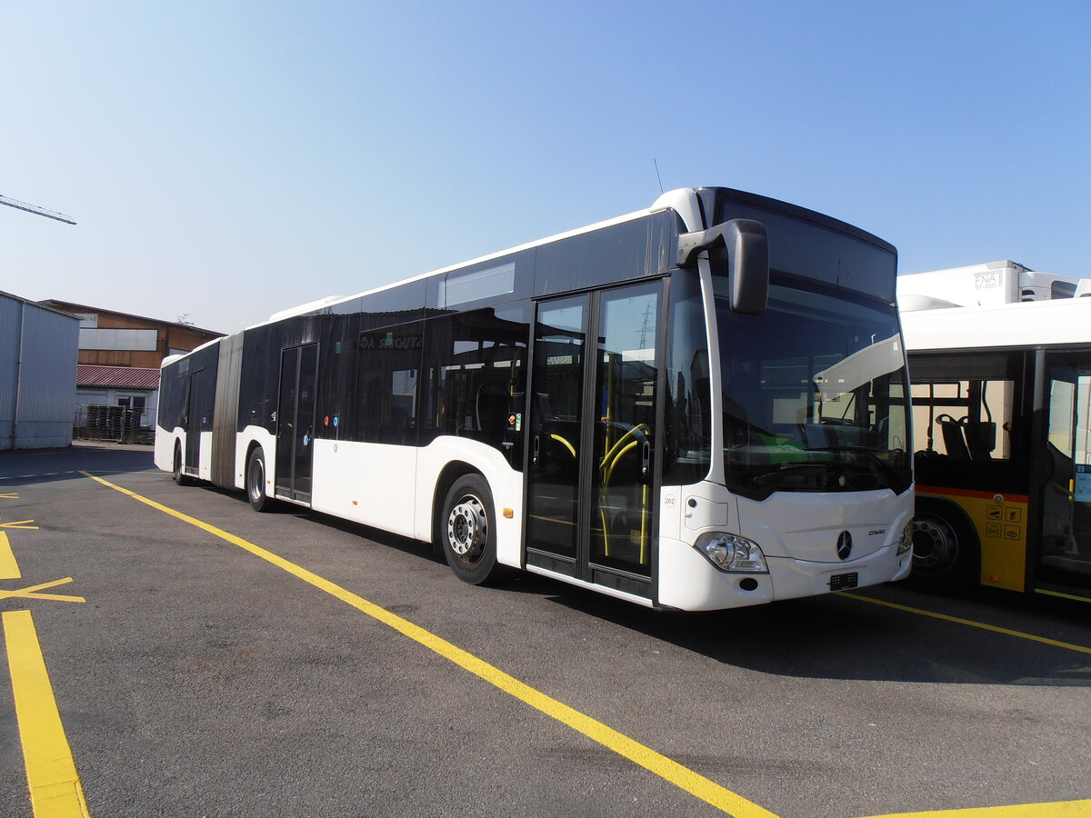(233'992) - Interbus, Yverdon - Nr. 202 - Mercedes (ex Zuklin, A-Klosterneuburg) am 20. M�rz 2022 in Kerzers, Interbus