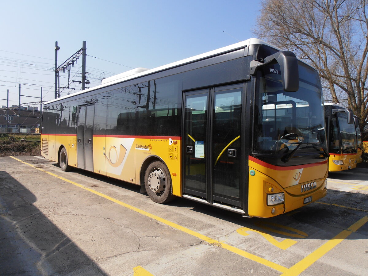 (234'009) - CarPostal Ouest - VD 115'073 - Iveco am 20. M�rz 2022 in Yverdon, Garage
