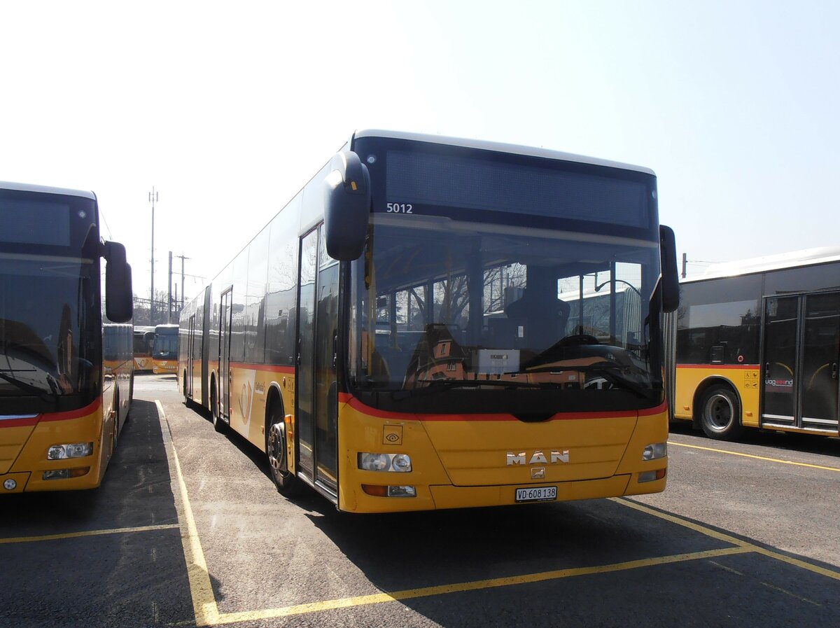 (234'022) - CarPostal Ouest - VD 608'138 - MAN (ex NE 165'376; ex VD 495'042) am 20. M�rz 2022 in Yverdon, Garage