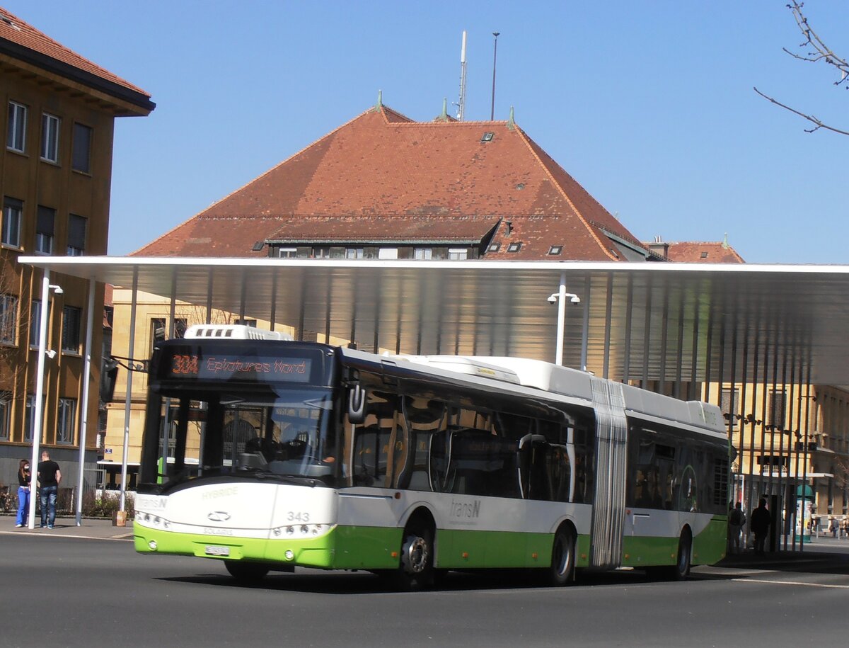 (234'090) - transN, La Chaux-de-Fonds - Nr. 343/NE 145'343 - Solaris am 26. M�rz 2022 beim Bahnhof La Chaux-de-Fonds