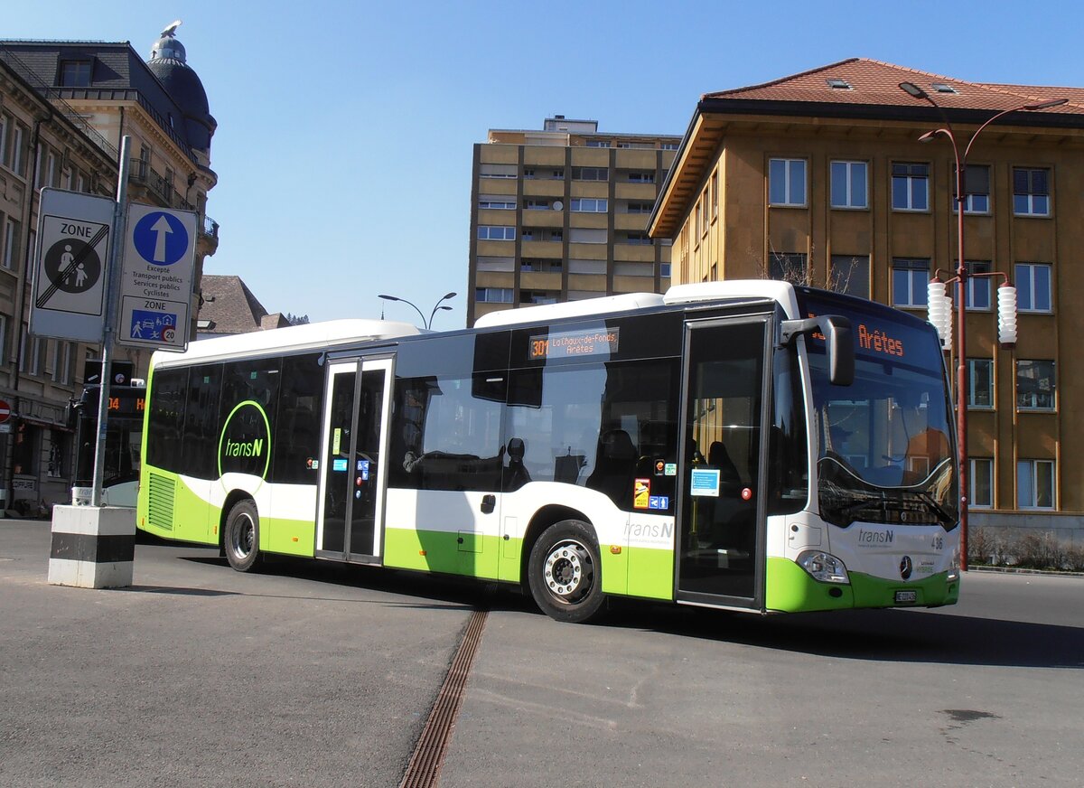 (234'093) - transN, La Chaux-de-Fonds - Nr. 436/NE 220'436 - Mercedes am 26. M�rz 2022 beim Bahnhof La Chaux-de-Fonds