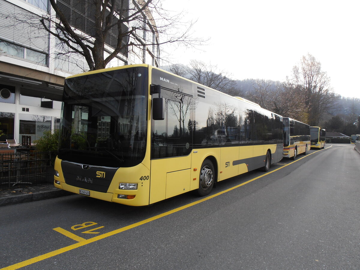 (234'206) - STI Thun - Nr. 400/BE 849'400 - MAN am 4. April 2022 bei der Schiffl�ndte Thun