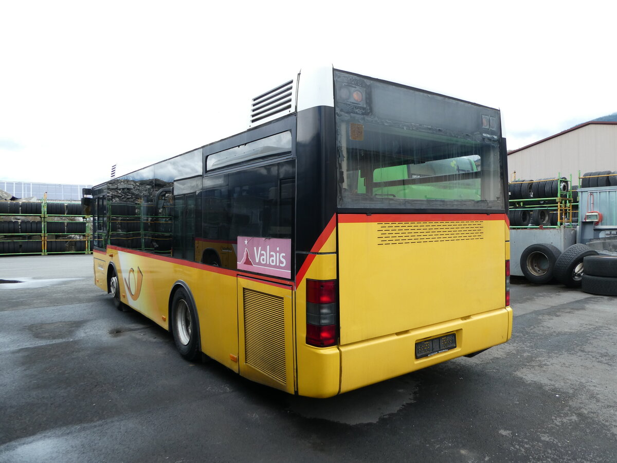 (234'289) - MOB Montreux - Nr. 34 - MAN/G�ppel (ex TSAR, Sierre; ex PostAuto Bern; ex P 23'032) am 9. April 2022 in Collombey, Garage TPC