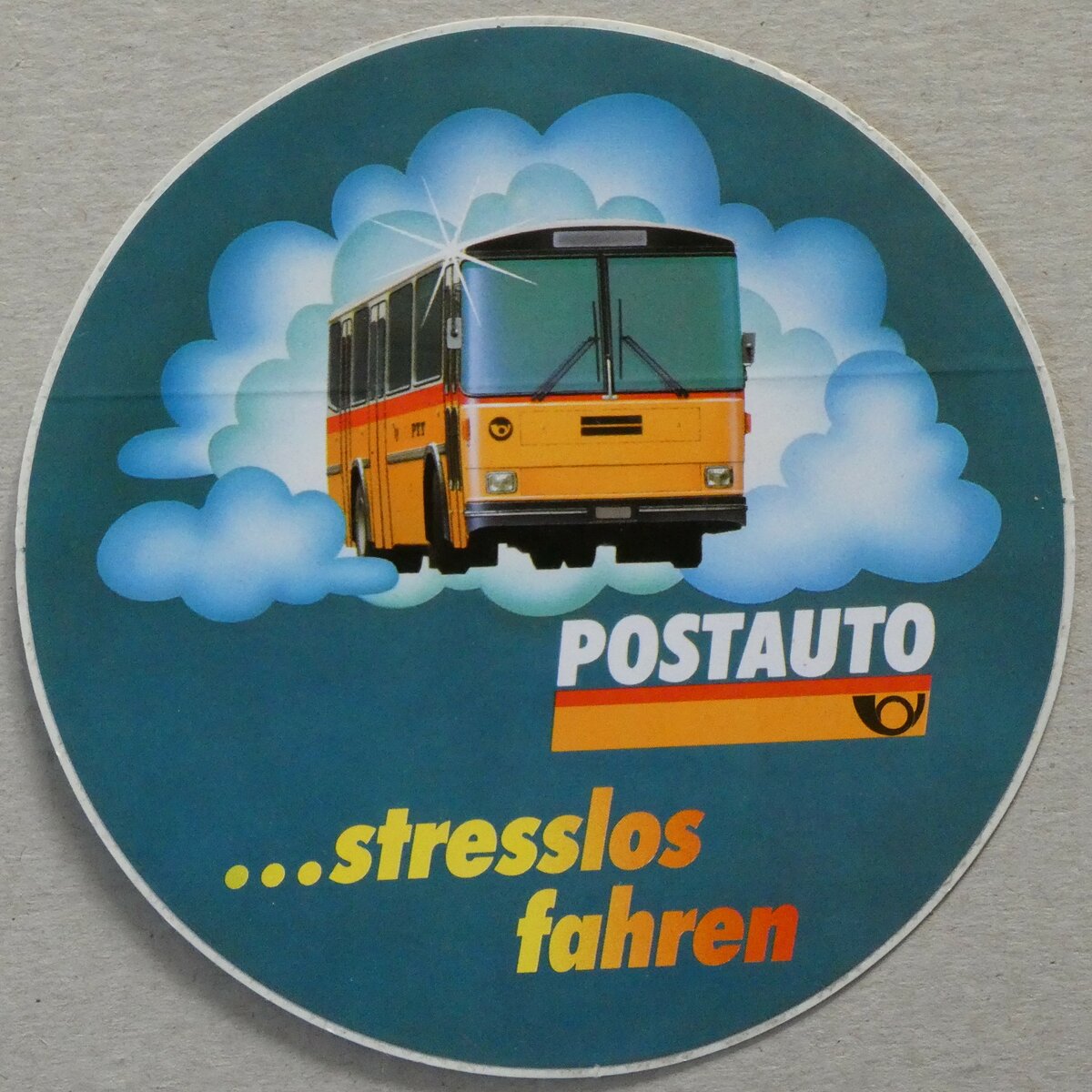 (234'381) - Kleber f�r POSTAUTO ...stresslos fahren am 10. April 2022 in Thun