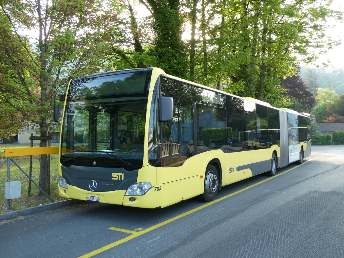(235'561) - STI Thun - Nr. 702/BE 555'702 - Mercedes am 14. Mai 2022 bei der Schiffl�ndte Thun