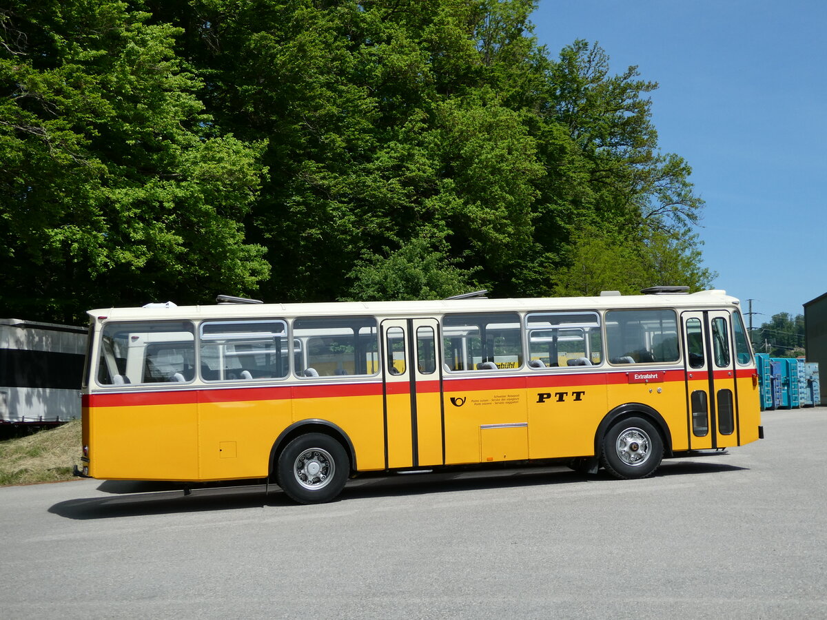 (235'631) - Gast, Reutigen - BE 113'160 - Saurer/T�scher (ex HPTrans, Thusis; ex Mauerhofer, Worb; ex Erni, Schupfart Nr. 3; ex P 24'636) am 15. Mai 2022 in Burgdorf, �kihof Ziegelgut