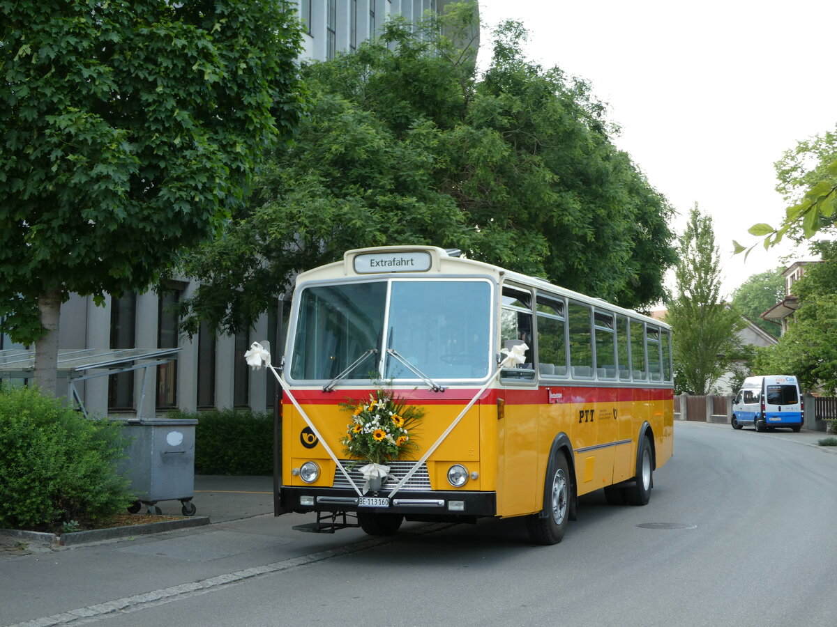 (235'755) - Gast, Reutigen - BE 113'160 - Saurer/T�scher (ex HPTrans, Thusis; ex Mauerhofer, Worb; ex Erni, Schupfart Nr. 3; ex P 24'636) am 20. Mai 2022 in Thun, Scheibenstrasse