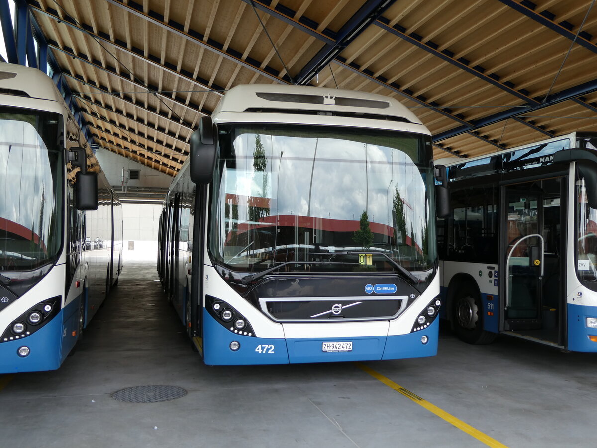 (236'420) - VBZ Z�rich - Nr. 472/ZH 942'472 - Volvo am 28. Mai 2022 in Z�rich, Garage Hardau