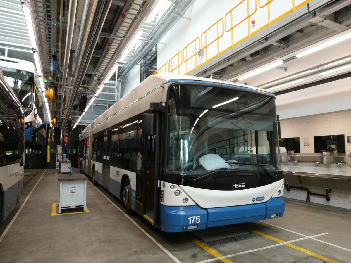 (236'444) - VBZ Z�rich - Nr. 175 - Hess/Hess Gelenktrolleybus am 28. Mai 2022 in Z�rich, Garage Hardau