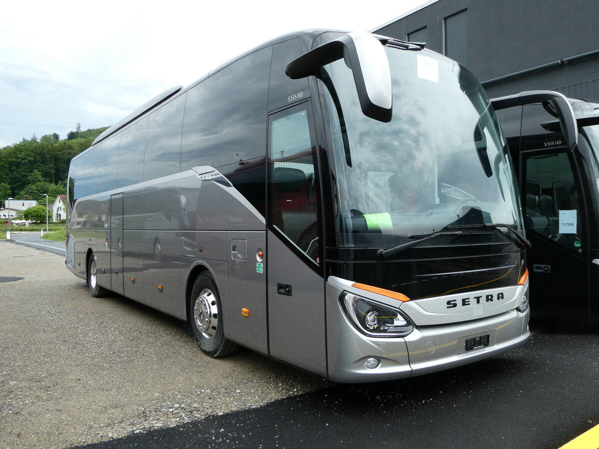 (236'823) - Auto-Transports, La C�te-aux- F�es - (128'802) - Setra am 5. Juni 2022 in Winterthur, EvoBus
