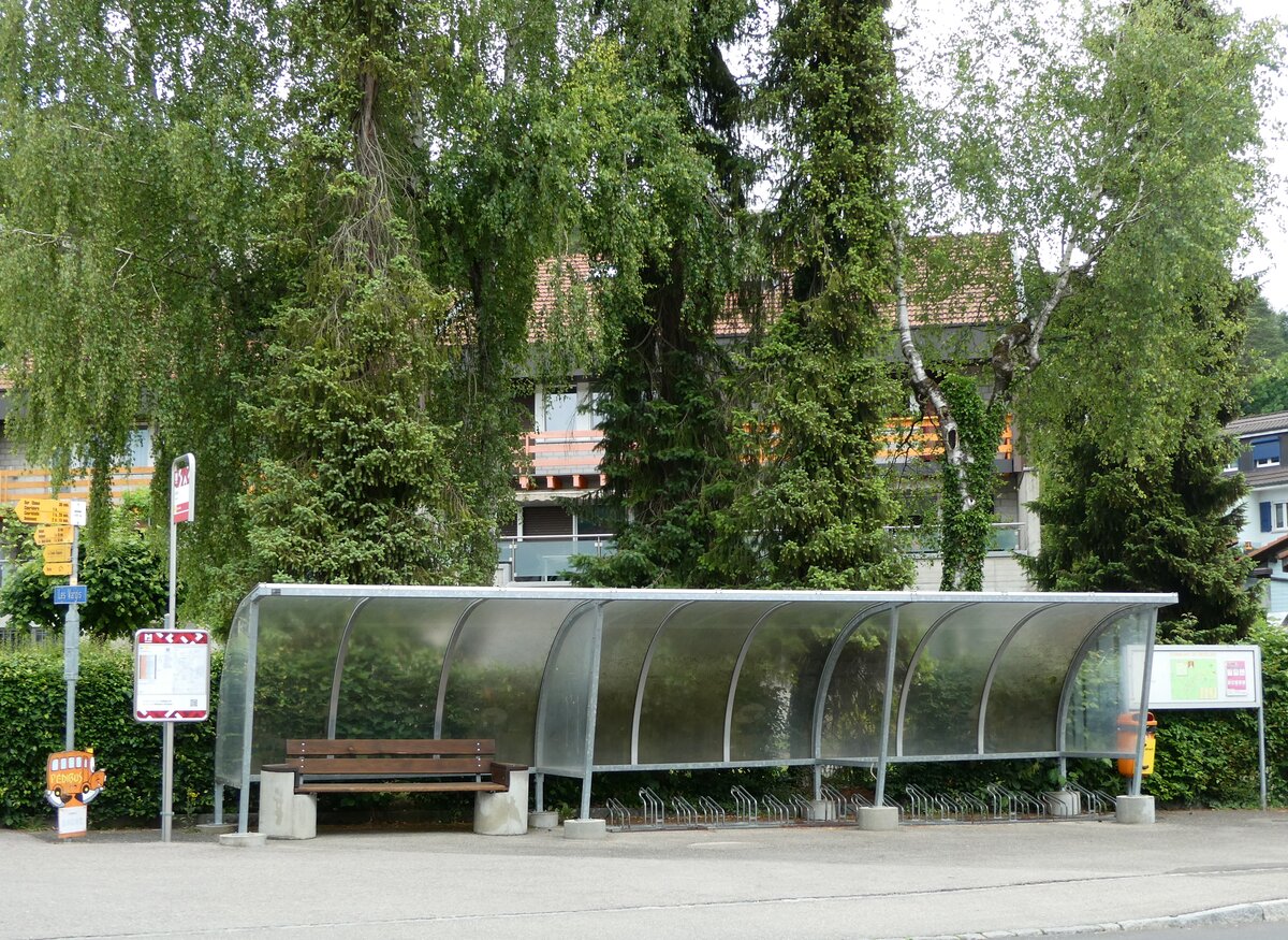 (236'912) - MOBIJU/P�dibus-Haltestelle am 6. Juni 2022 in Develier, Post
