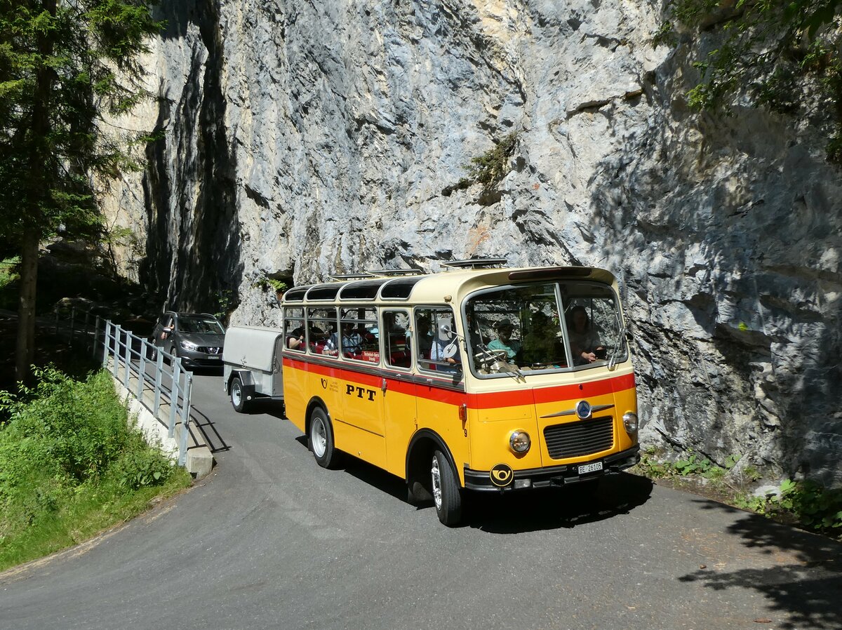(237'673) - Schmid, Th�rishaus - Nr. 9/BE 26'105 - Saurer/R&J (ex Geiger, Adelboden Nr. 9) am 26. Juni 2022 in Kiental, Aussichtsplattform