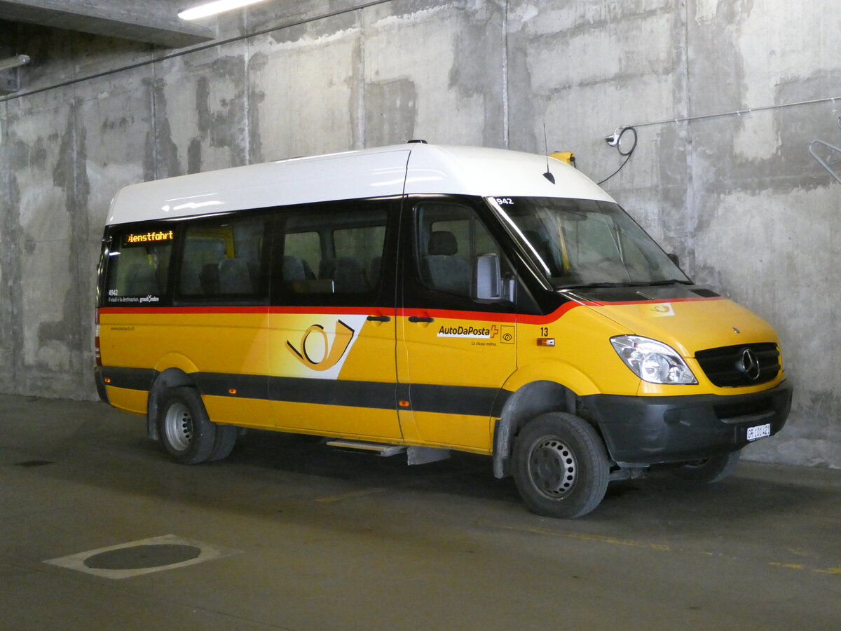 (237'788) - PostAuto Graub�nden - Nr. 13/GR 101'421 - Mercedes (ex Nr. 5) am 2. Juli 2022 in Thusis, Postautostation